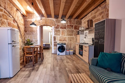 Airbnb con migliori performance: Loft Vetriera: a unique retreat in Palermo a Palermo