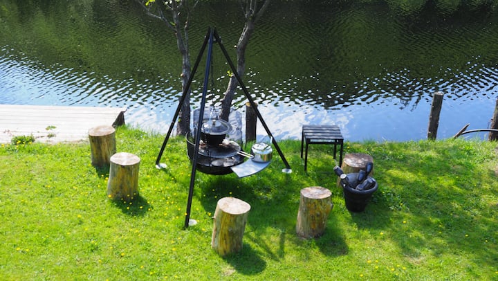 Shaded Nature Tent – Quiet Retreat By The River - Vegårshei