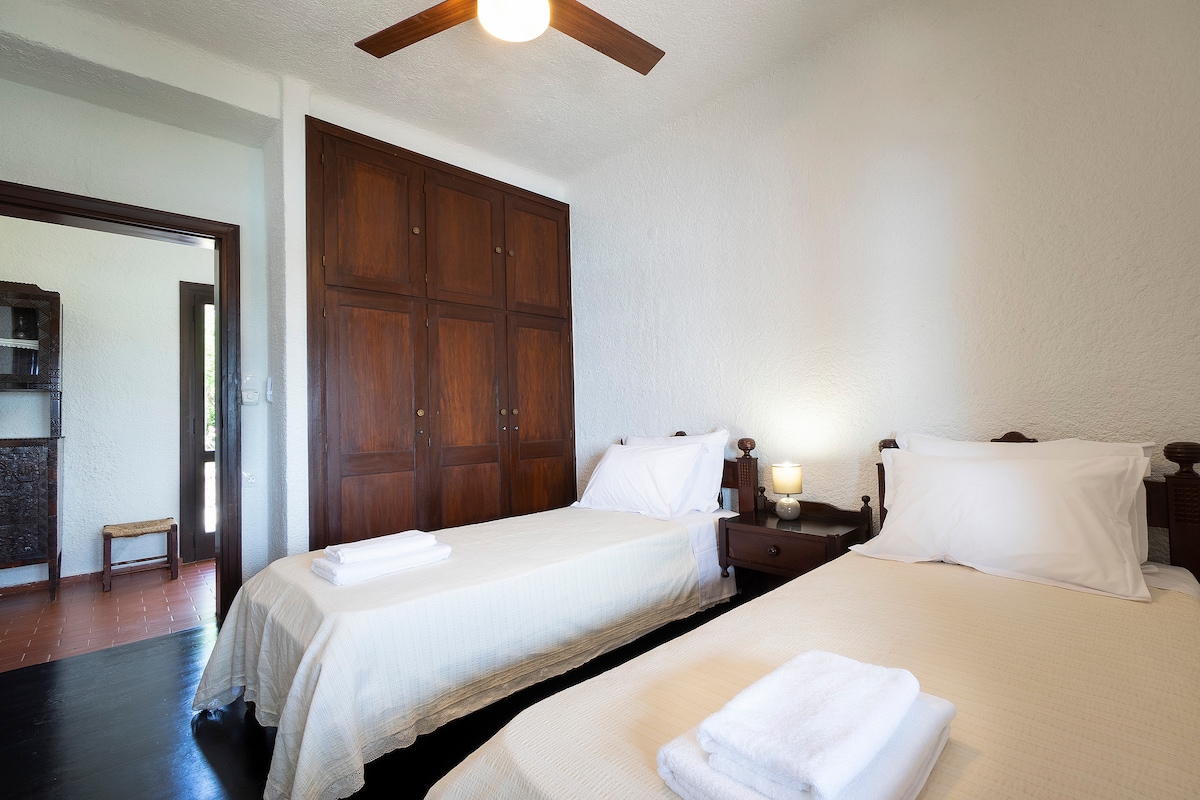 საძინებელი 4