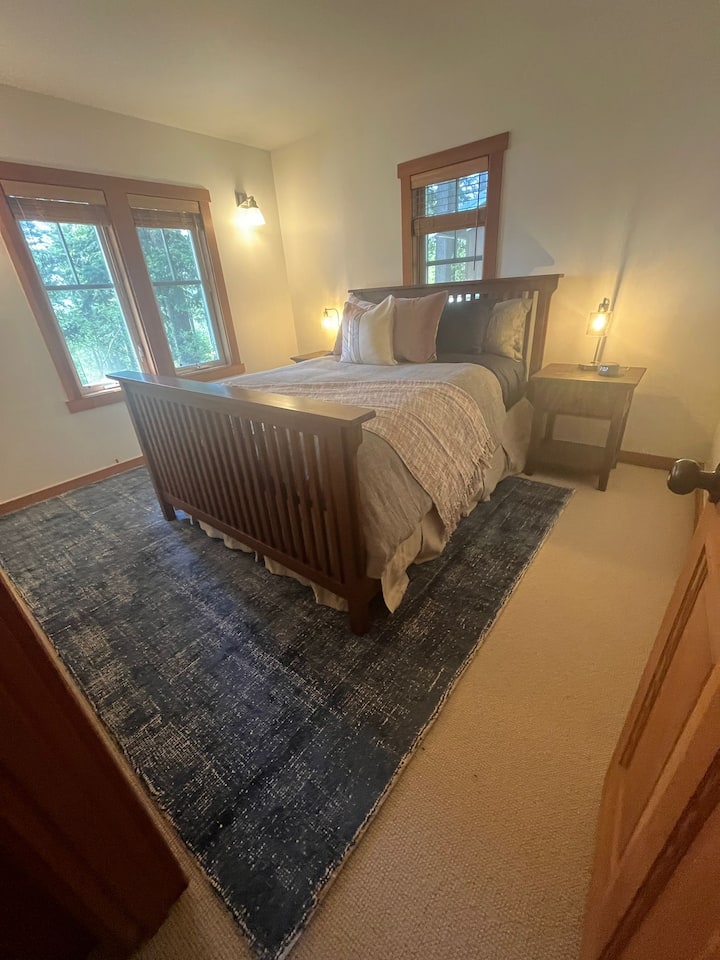 Queensize slaapkamer ook gloednieuw en luxe