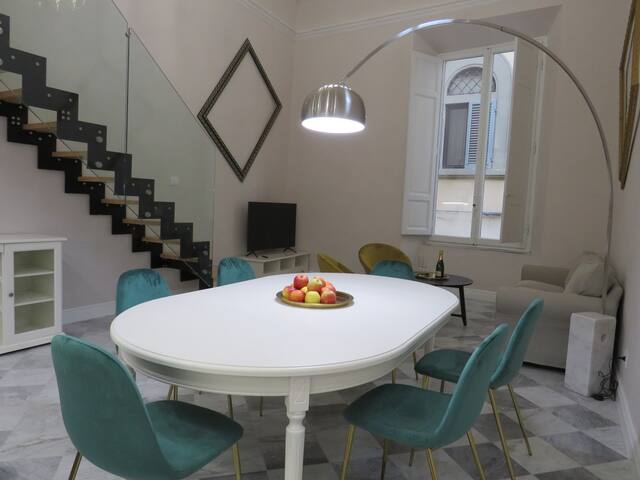 Frame House gallery image 5