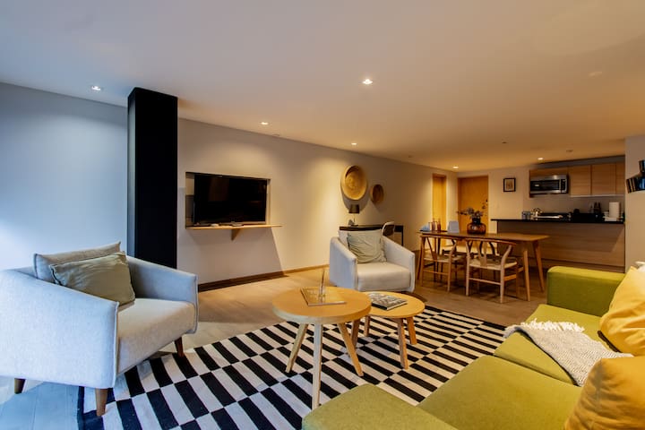 Capitalia | City Escape w/ 24/7 Security & Wifi