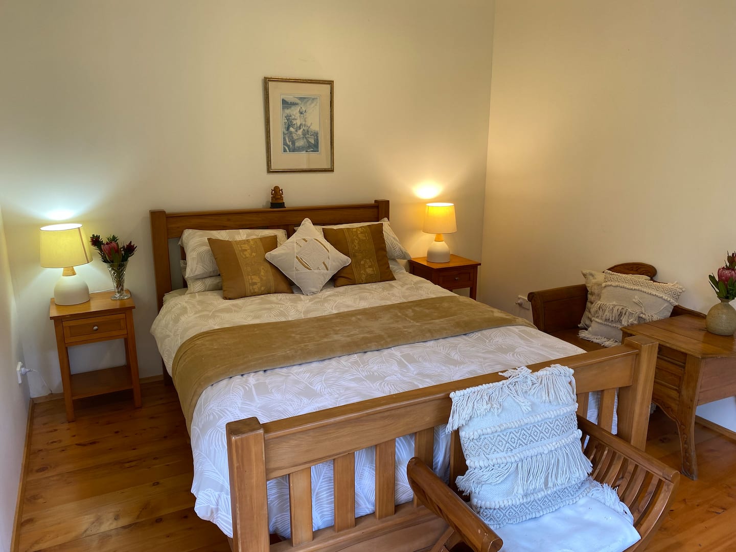 Kōwhai Queen Retreat Room 2