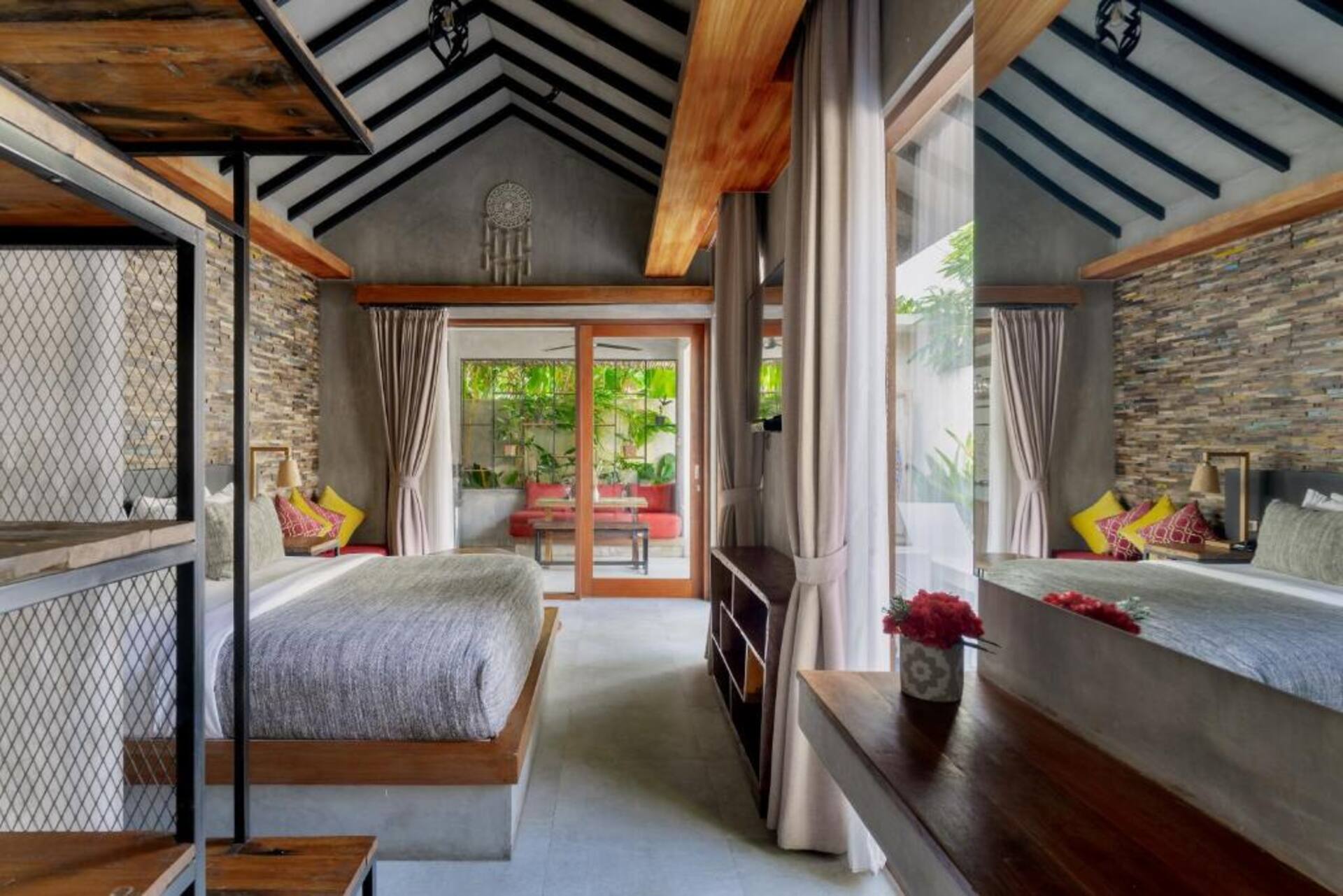 Breezy Tropical Hideaway 1 Bedroom Private Villa in Seminyak 3
