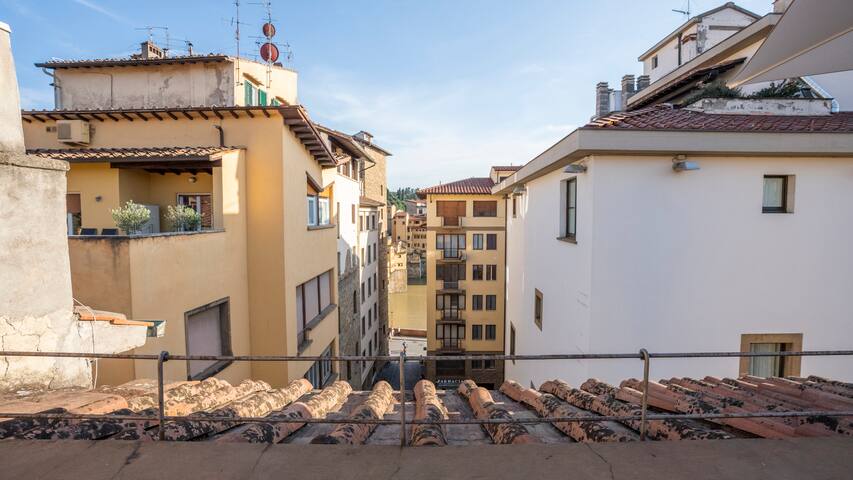 Ponte Vecchio’s Penthouse gallery image 4