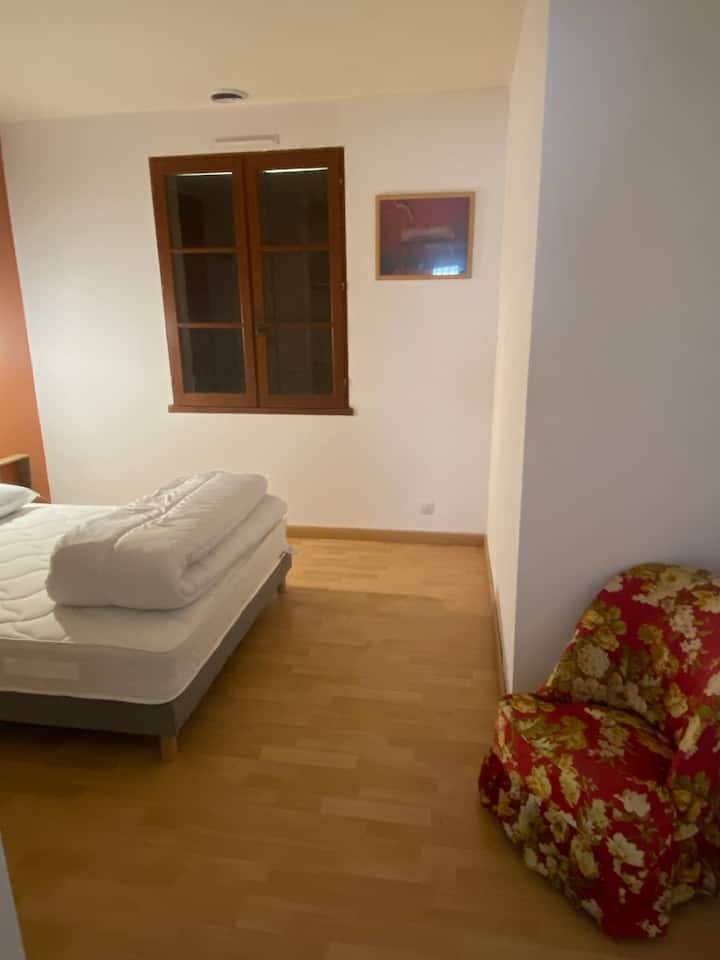 Kitanda cha Chambre Terracotta

140 mpya