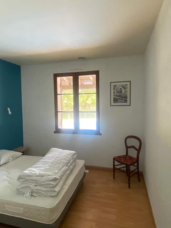 Kitanda cha Chambre Azur

140 mpya