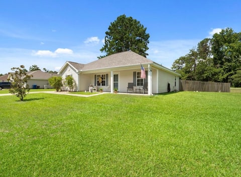 Gameroom | Fire Pit | Golf | Fishing | By Ft Polk
