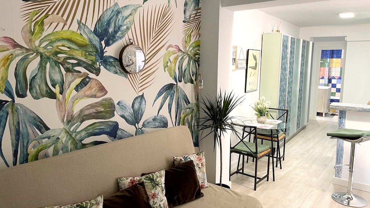 Popular Airbnb listing: Apartamento Arte Centro Malaga in Capuchinos