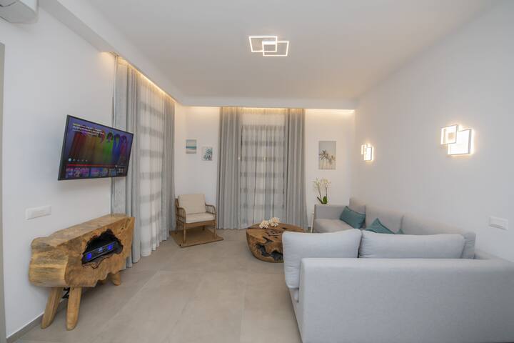 Luxury Villa tranquil heaven gallery image 5