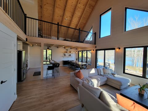 L'Hémisphère Nord Cottage *lakefront *new cottage