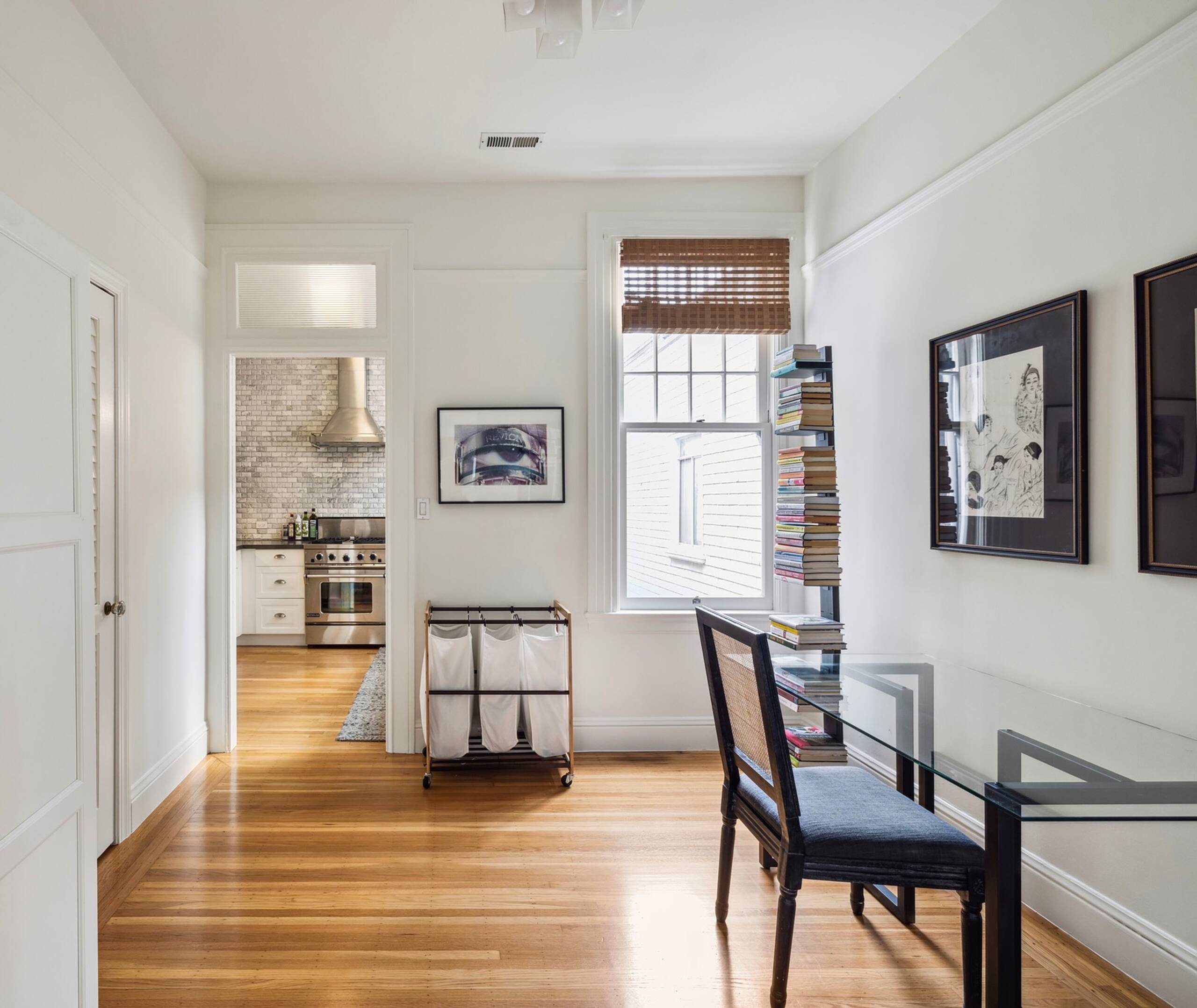 Home in San Francisco · ★4.98 · 3 bedrooms · 3 beds · 1 bath - Image 24