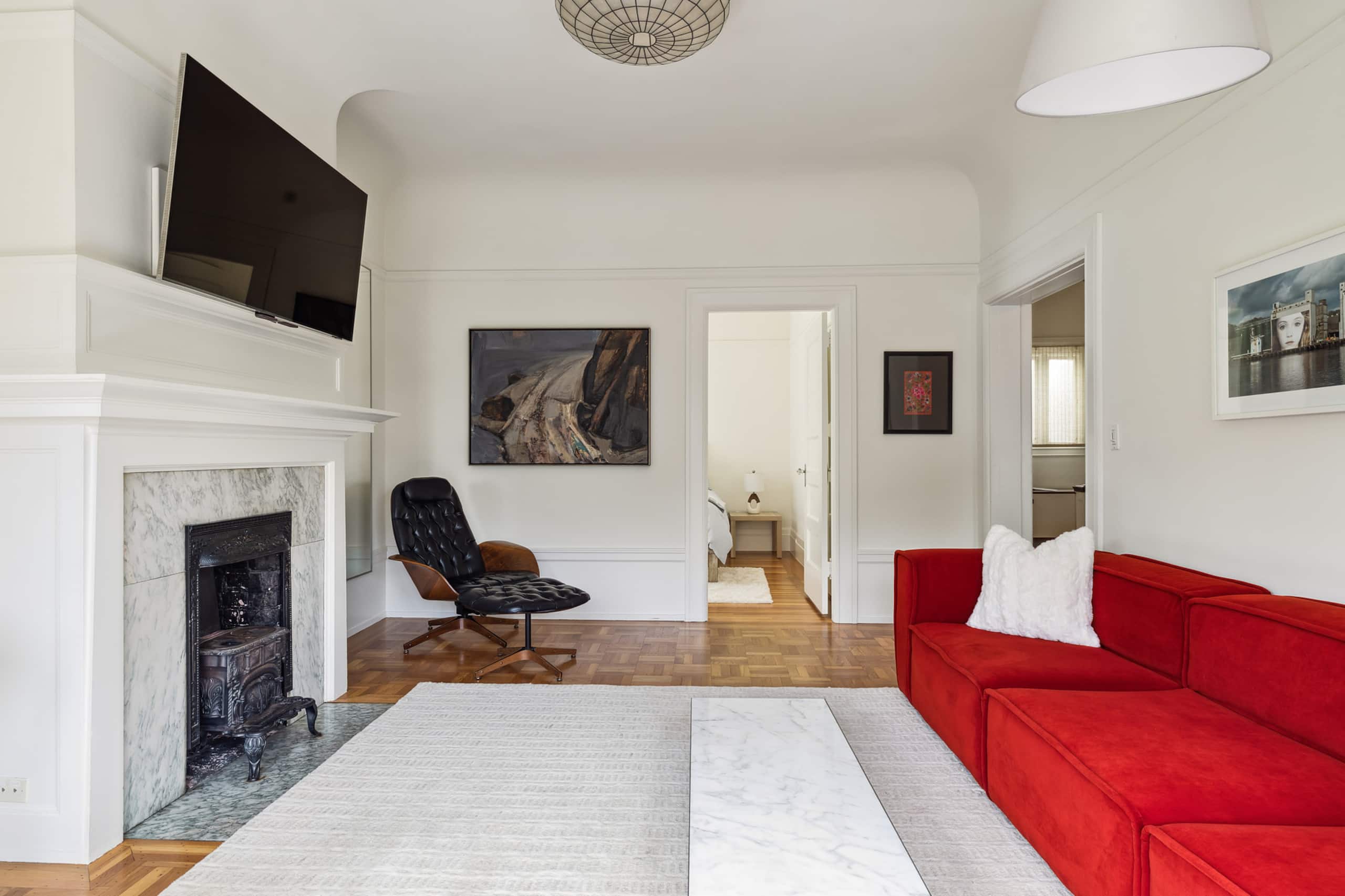 Home in San Francisco · ★4.98 · 3 bedrooms · 3 beds · 1 bath - Image 4