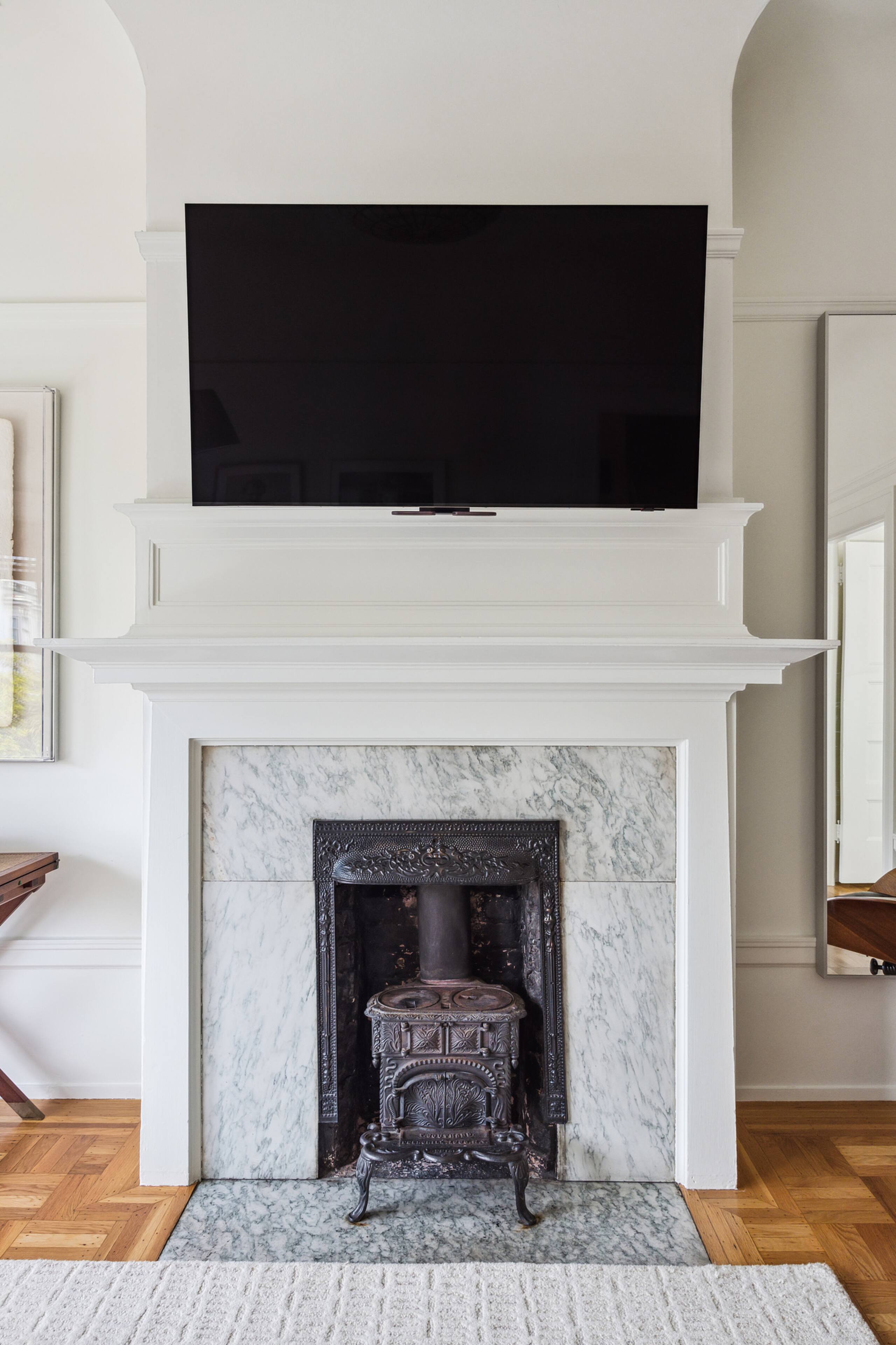 Home in San Francisco · ★4.98 · 3 bedrooms · 3 beds · 1 bath - Image 3