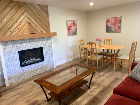 Lovely French Creek suite