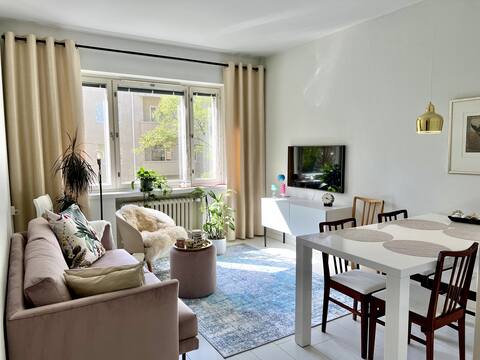 Successful Airbnb property: Charming, 3 guests, near metro,free street parking in Lauttasaari