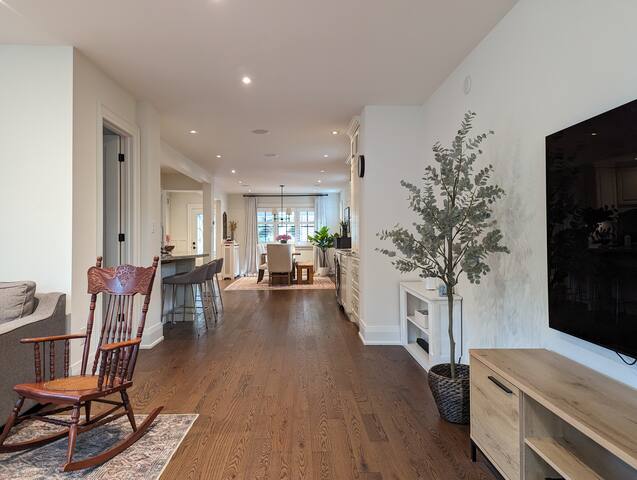 Stylish, Home Away From Home gallery image 4