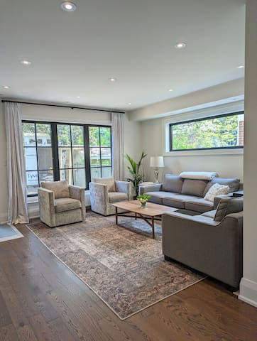 Stylish, Home Away From Home gallery image 3