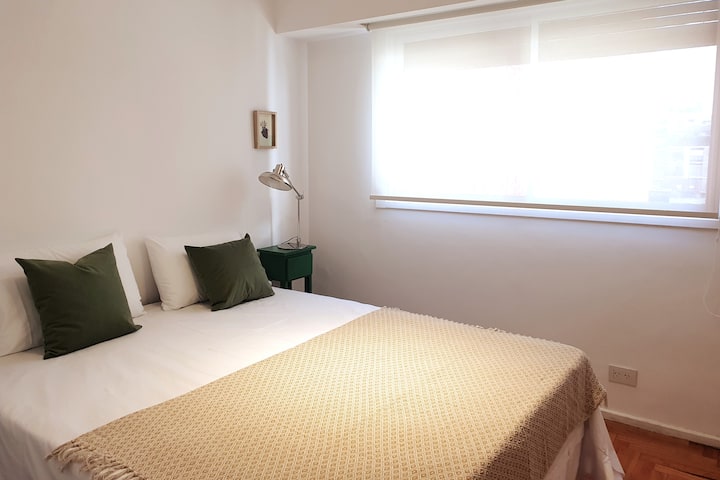 ZELENA soba - zatvorena zavjesa i slijepi detalji