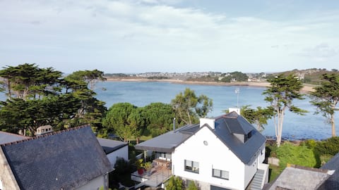 Top Airbnb: Saltwater Cottage in Trébeurden
