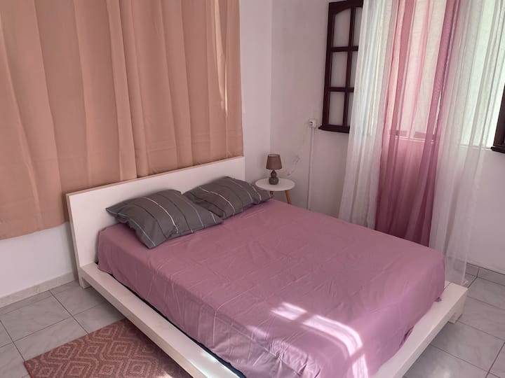 Maison Rental Season Houses for Rent in SaintPierre, SaintPierre