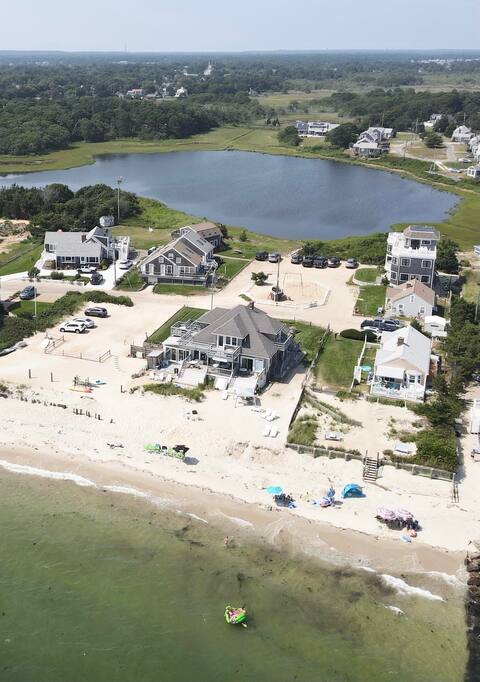 7 Bedroom Beach House. Private Beach. Sleeps 19