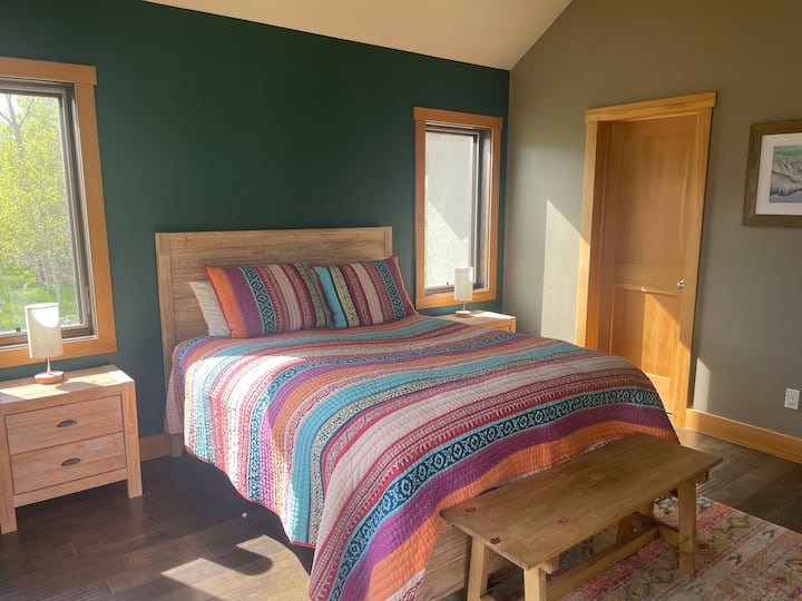 Mbretëresha kryesore me banjë private të plotë