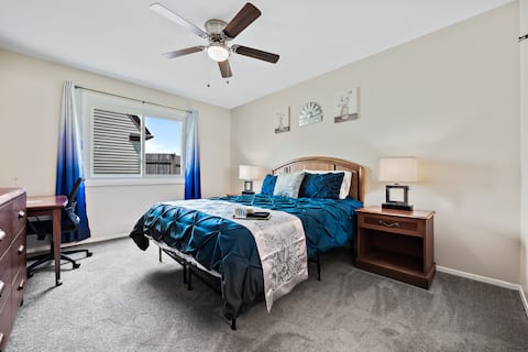 No stairs/Workers/Family/Parkng/GameRoom&Yard