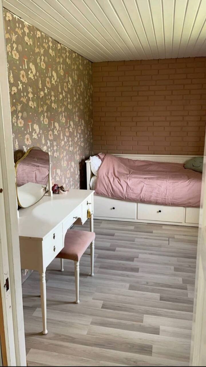 غرفة النوم 2