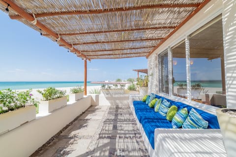 Oceanfront Villa with Access to 2 Beach Clubs