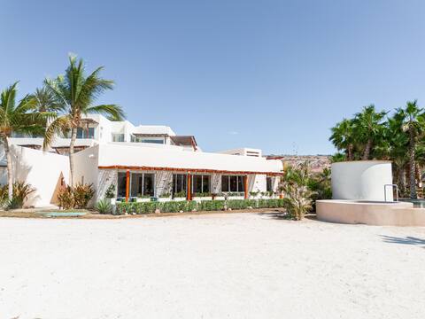 Beachfront Villa Nautilus at Puerta Cortes Resort
