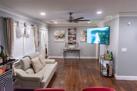 Luxury Getaway Near Stonecrest