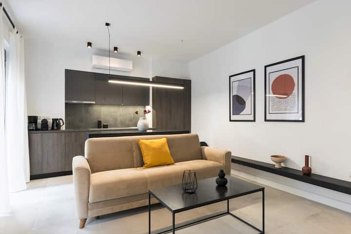 Academy Elegant Apartment #101 - Athens