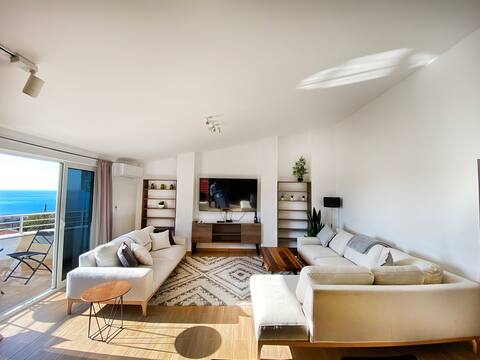 Petrovac Penthouse- private lift