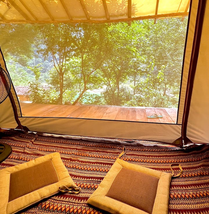 Friend Tent 1 - Thang Hen Glamping Eco & Outdoor - Tỉnh Cao Bằng