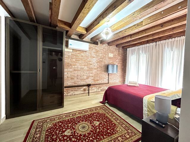 Ca’Malpaga luxury home gallery image 3