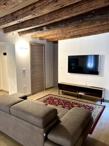 Ca’Malpaga luxury home gallery image 4