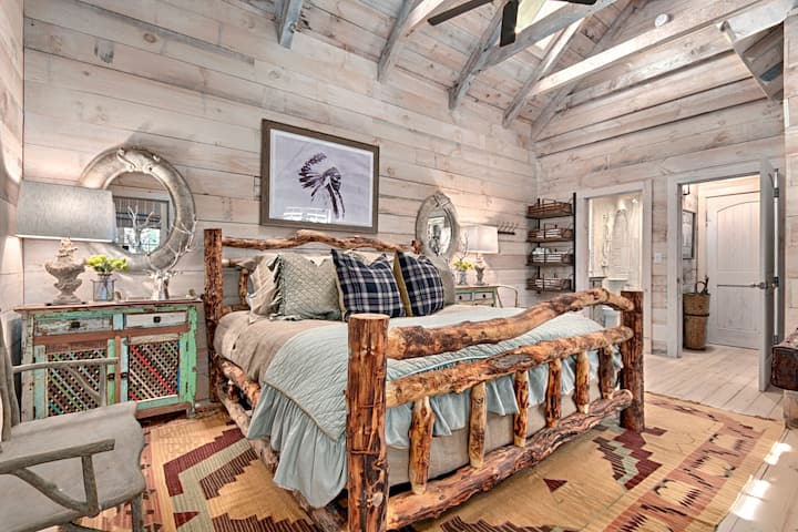 #3 Քինգ ննջասենյակի հիմնական մակարդակը; en - Suite բաղնիք: