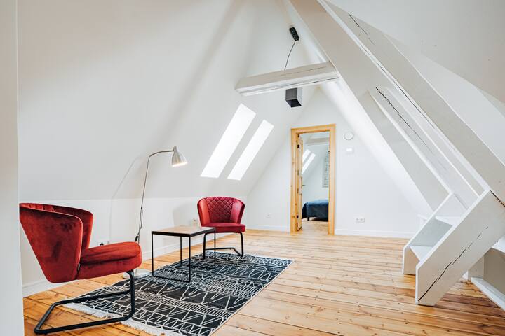 Constantine Apartment N25 gallery image 2