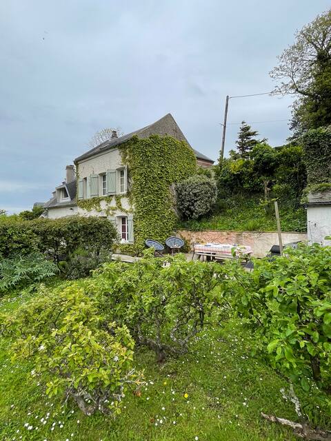 House 4 min walk from the port of Saint Valery