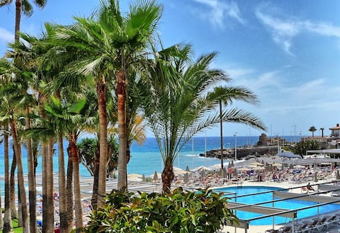 Beachfront Apartment Torrecilla