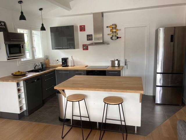 Maison familiale avec piscine gallery image 5