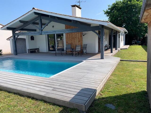 Maison familiale avec piscine gallery image 4