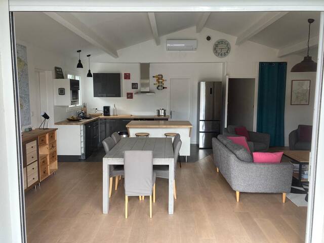 Maison familiale avec piscine gallery image 3