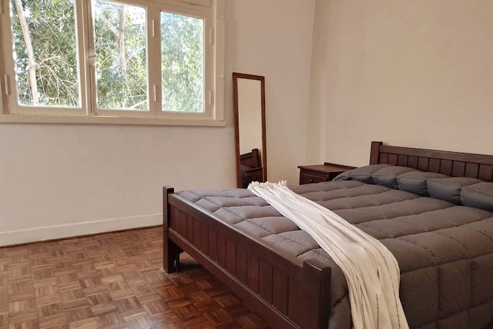 Соба со брачен кревет (широк 125 - 149