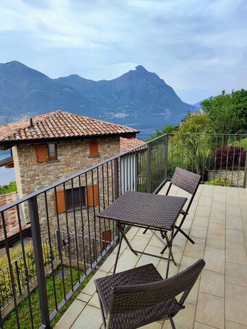 IseoLakeRental – Casa Cuneo gallery image 4