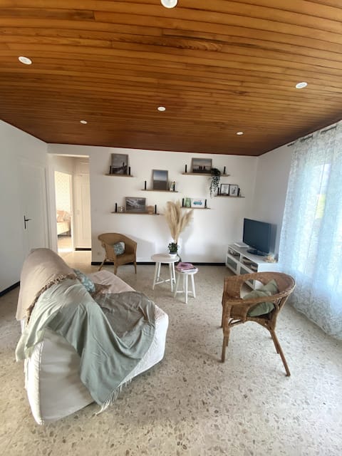 Chez Fanfan 300 m from the sea