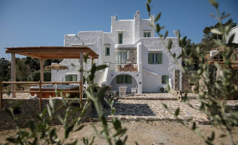 Giampoura Estate Luxury Villa