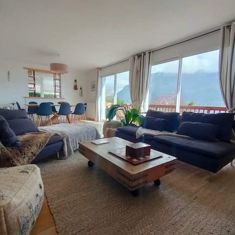 Top Airbnb: Beautiful family home for rent in Sevrier