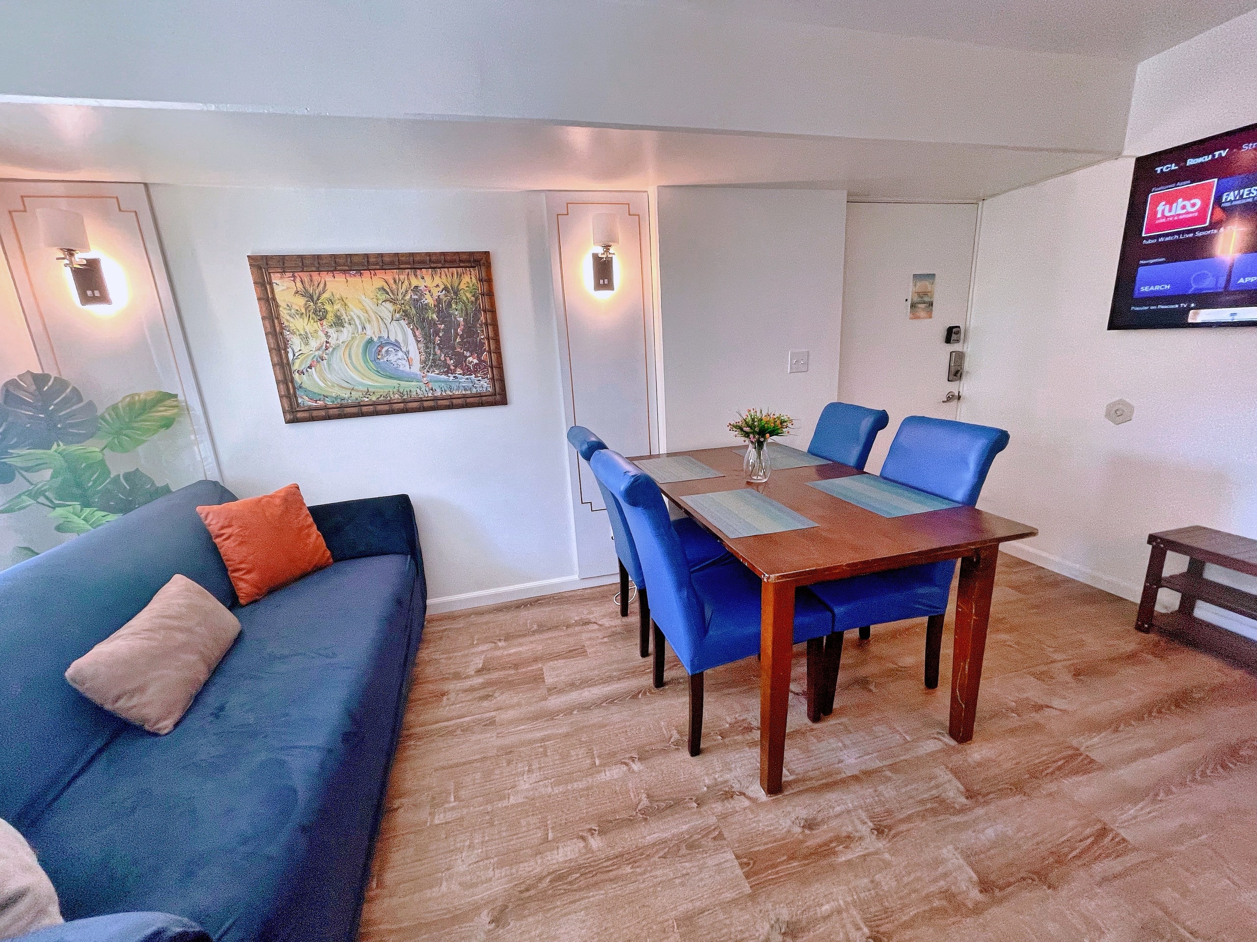 Condo in Honolulu · ★4.82 · 2 bedrooms · 2 beds · 1 private bath - Image 3